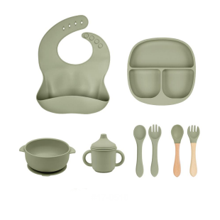 Kit de diversification 8 pièces – Vaisselle en silicone pour bébé